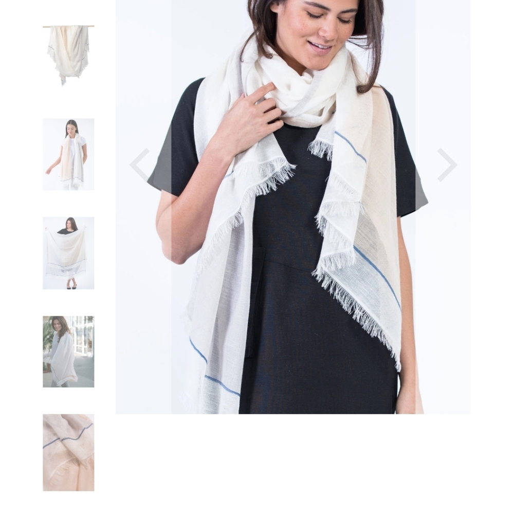 Bloom and Give Bela cotton scarf